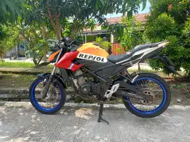 Cb 150 r led tahun 2016