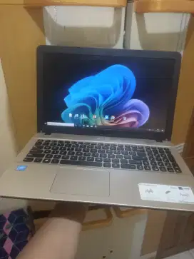 Asus X541NA Intel N3350 ram 4gb SSD 128gb batre awet