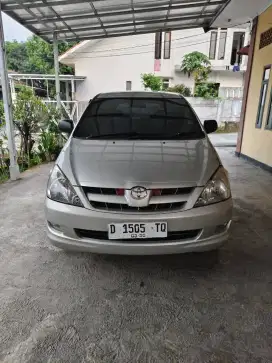Dijual inova G 2005 bensin