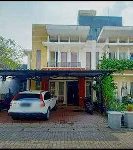 DIJUAL BUTUH CEPAT LAKU,RMH 4 kmr tidur di Cluster Opal gading serpong