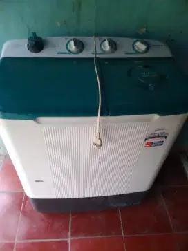 Jual mesin cuci Denpo 7 kg bekas rasa baru
