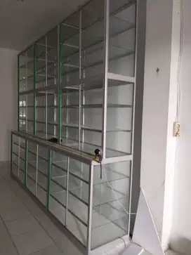 Di Jual Etalase Kaca Ukuran besar