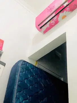DI JUAL MURAH ➡️ AC (Denpoo 1 PK) + KASUR Royal Foam Exclu UK 180x200