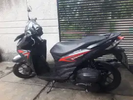 Vario LED 125 CBS 2015