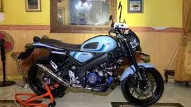 Yamaha XSR 155 low km plus aksesoris ori
