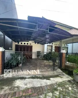 Dijual rumah nyaman & asri di Permata Cirendeu