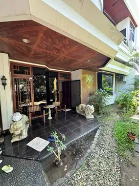 Dijual rumah mewah  Raya  Ketintang Permai dekar Royal Plaza dan Ayani