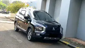 MITSUBISHI XPANDER CROSS PREMIUM PLUS AT HITAM 2023 KM35RB RECORD