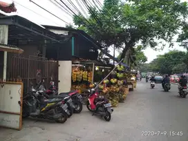 Dijual murah tanah bonus rumah 2 lantai di Ciledug pinggir Jl. Raya