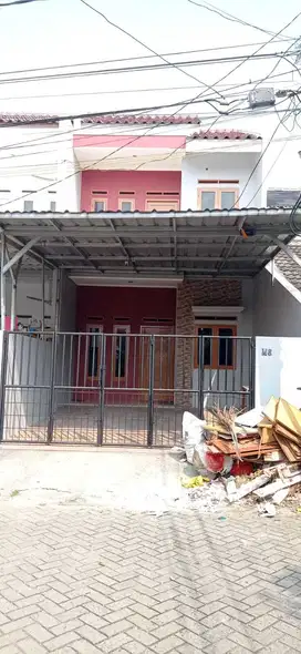 Rumah 2 Lantai dalam Komplek Peninggilan Permai Ciledug