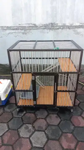 Kandang Kucing Aluminium 2 Tingkat Plus Bonus Pet Cargo Cat Litter