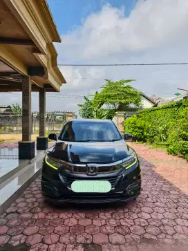 HR-V SE 2019 Hitam