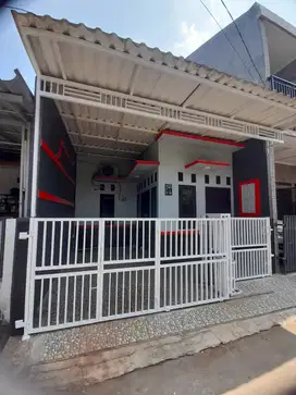 Rumah Disewakan terdapat kasur dewasa & Anak  Lemari  Baju, AC 3/4 PK