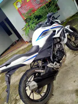 Cb 150 R bagus.plat AD