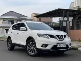 NISSAN XTRAIL 2.5 AT 2015 PUTIH PAJAK PANJANG