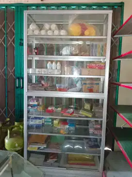 Etalase panjang