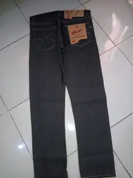 Celana jeans pria