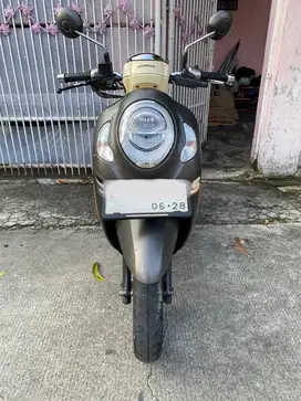 Honda Scoopy Fashion 2023 Brown Second byy