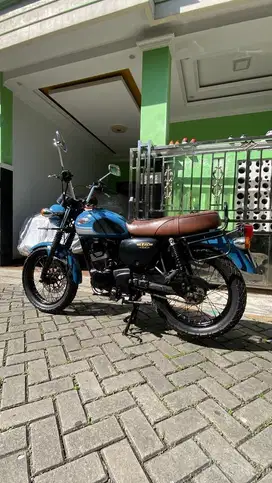 Kawasaki w175 SE