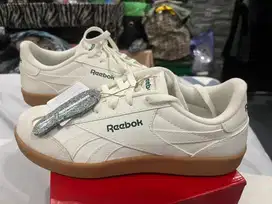 sepatu reebok smash edge original size 42