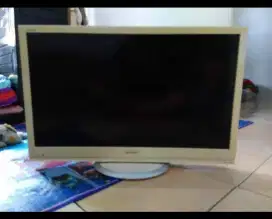 Sharp Analog 32 Inch No Minus