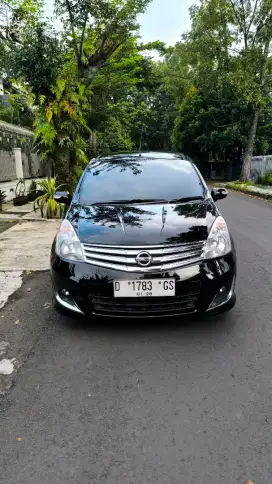 Grand livina 1.5 ultimate at 2012 hitam
