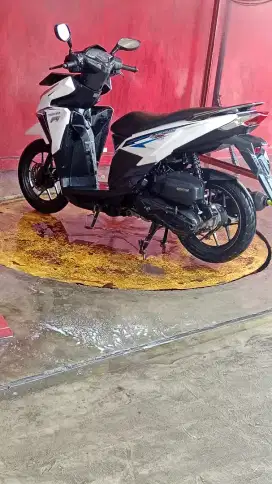 JUAL VARIO 125 TAHUN 2016