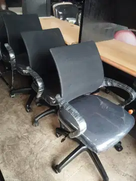 kursi staff kantor