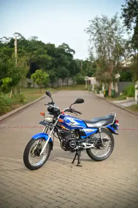 Yamaha RX King Biru