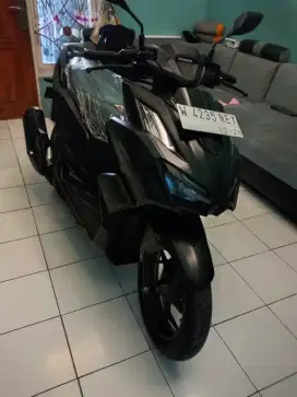 VARIO 160 ABS 2023 KM 7 RB ORIAN TOTAL MEWAH GRES .SPRTI BARU.