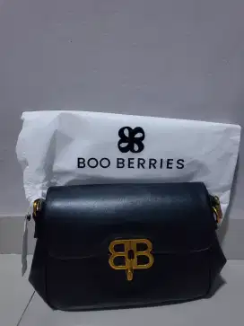 Tas sling boo berries