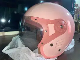 Helm bogo pink cantik