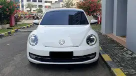 VW Volkswagen Beetle TSi 1.4 AT Panoramic White on Red 2013 Rare Antik