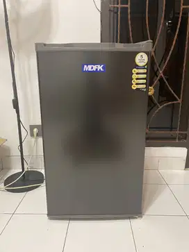 Edisi Pindahan! Kulkas Changhong 1 Pintu CBC 100 Kondisi Terbaik