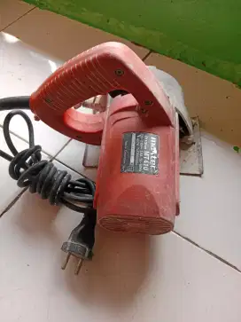 Mesin Potong Keramik/Marmer MAKTEC