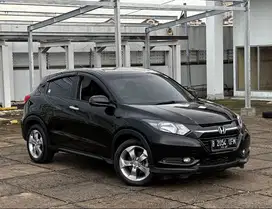 HOT DEALS ! KM 90.000 PAJAK 9/2025 HONDA HRV E CVT 2017 SUPER MURAH NI