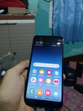 Redmi 5 Plus Ram 4/64 (ada minus)