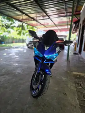 Yamaha YZF-R25 ABS 2015