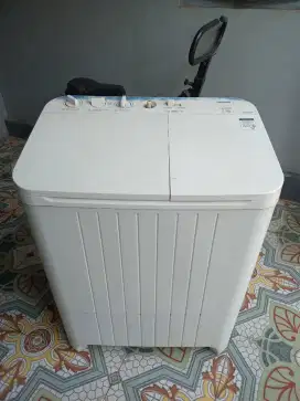 Mesin cuci thosiba 7.5kg