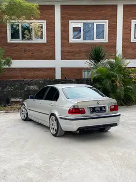 BMW E46 325i AT 2001