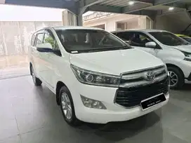 Innova 2.4 V Diesel A/T 2018
