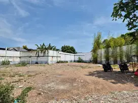 DISEWAKAN TANAH UNTUK KOMERSIAL DI RAYA DHARMAHUSADA