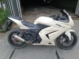 UD ENY MOTOR - Kawasaki Ninja 250 karbu thn 2012 buruan