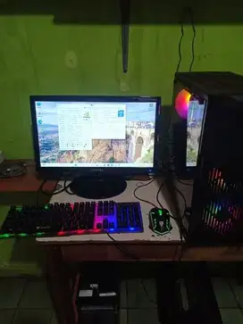 CPU Gaming Set Siap Pake VGA GTX 1060 6GB, Ram 32GB Monitor HDMi 19