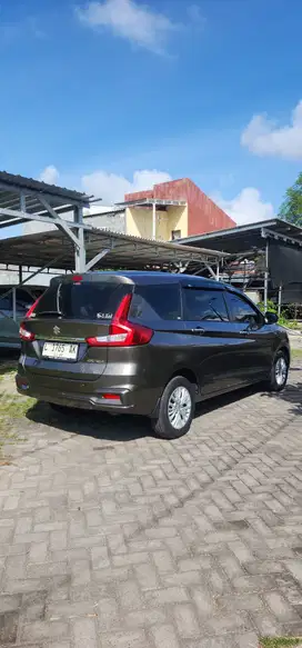 DIJUAL SUZUKI ERTIGA GX 2018 M/T