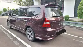 Nissan Grand livina 2012 Bensin