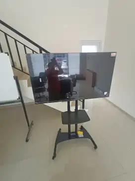Bracket standing tv import 40-75inc