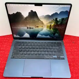 Macbook Air 13 inch, M2 2022 MLY43