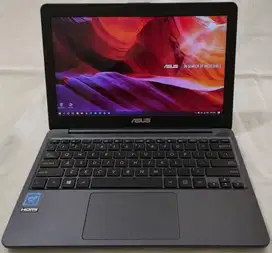 ASUS E203MAH like new 11,6 inch untuk anak sekolah ram 4GB HDD 512GB