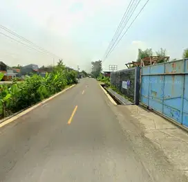 Jual Cepat Tanah Plus Gedung Gudang Kokoh Tepi Jalan Besar Kalasan